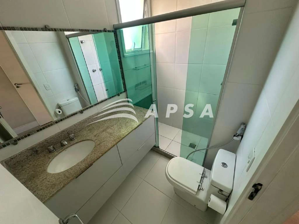 Apartamento de 3 quartos com cozinha americana e varanda — photo 30