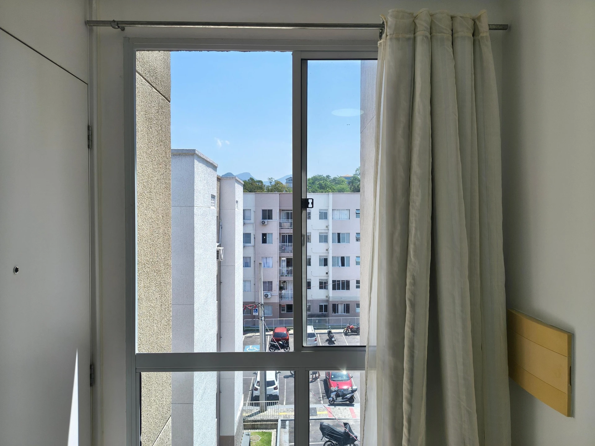 Mountain view in a 2-bedroom apartment, 50 m² — photo 26