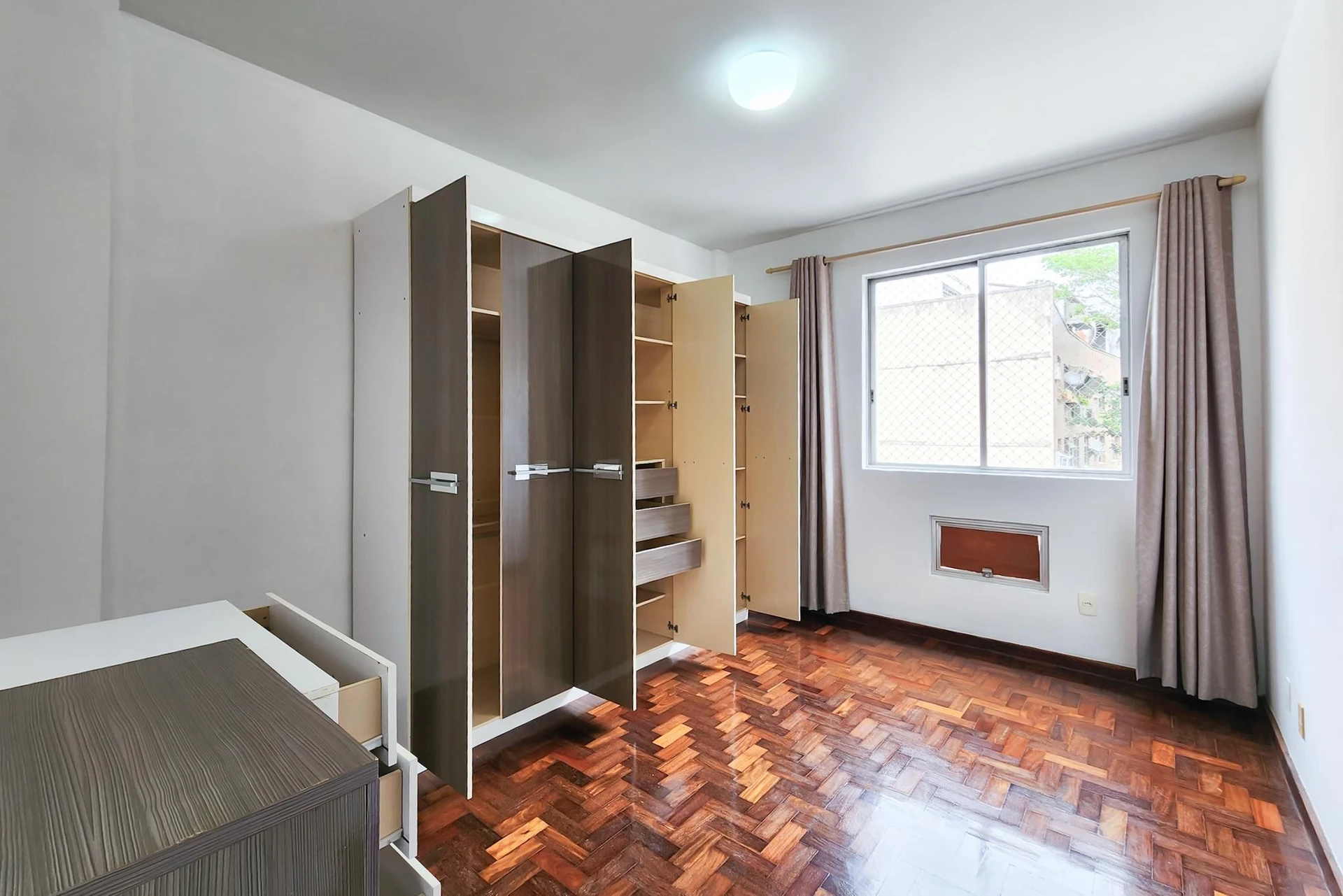 Меблированная квартира 60 м², 1 спальня — photo 5