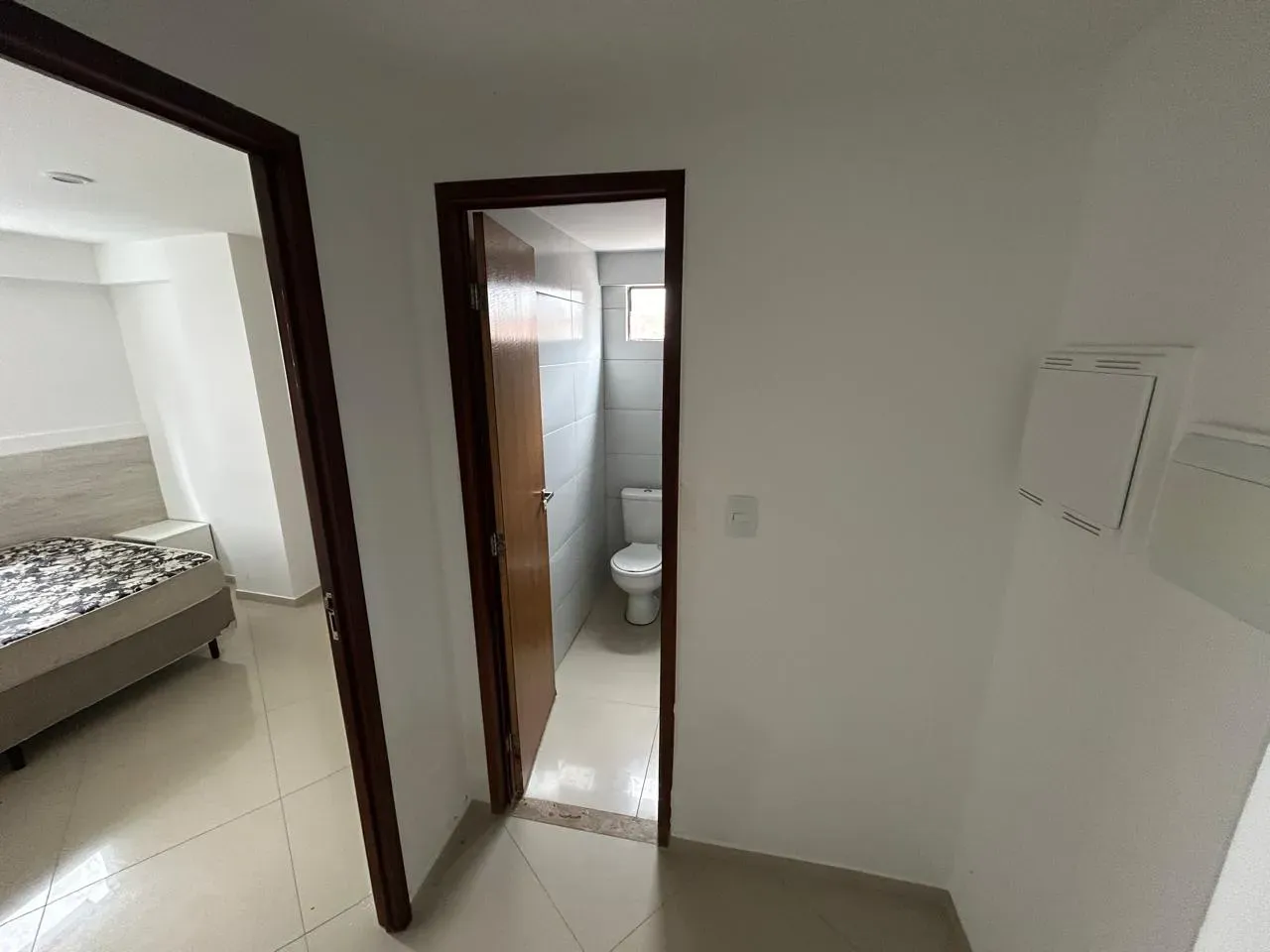 1-bedroom apartment, well kept, no parking — photo 8