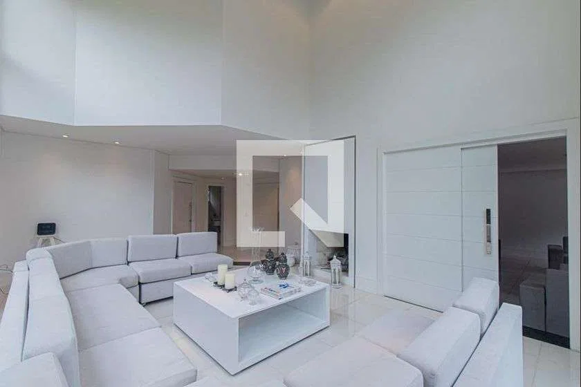 Casa de 3 dormitorios con jardín en Curitiba — photo 18