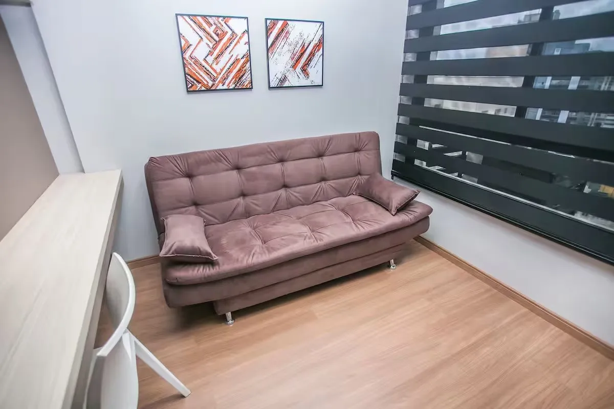 Studio de 28 m² com cozinha americana e sacada de vidro — photo 40