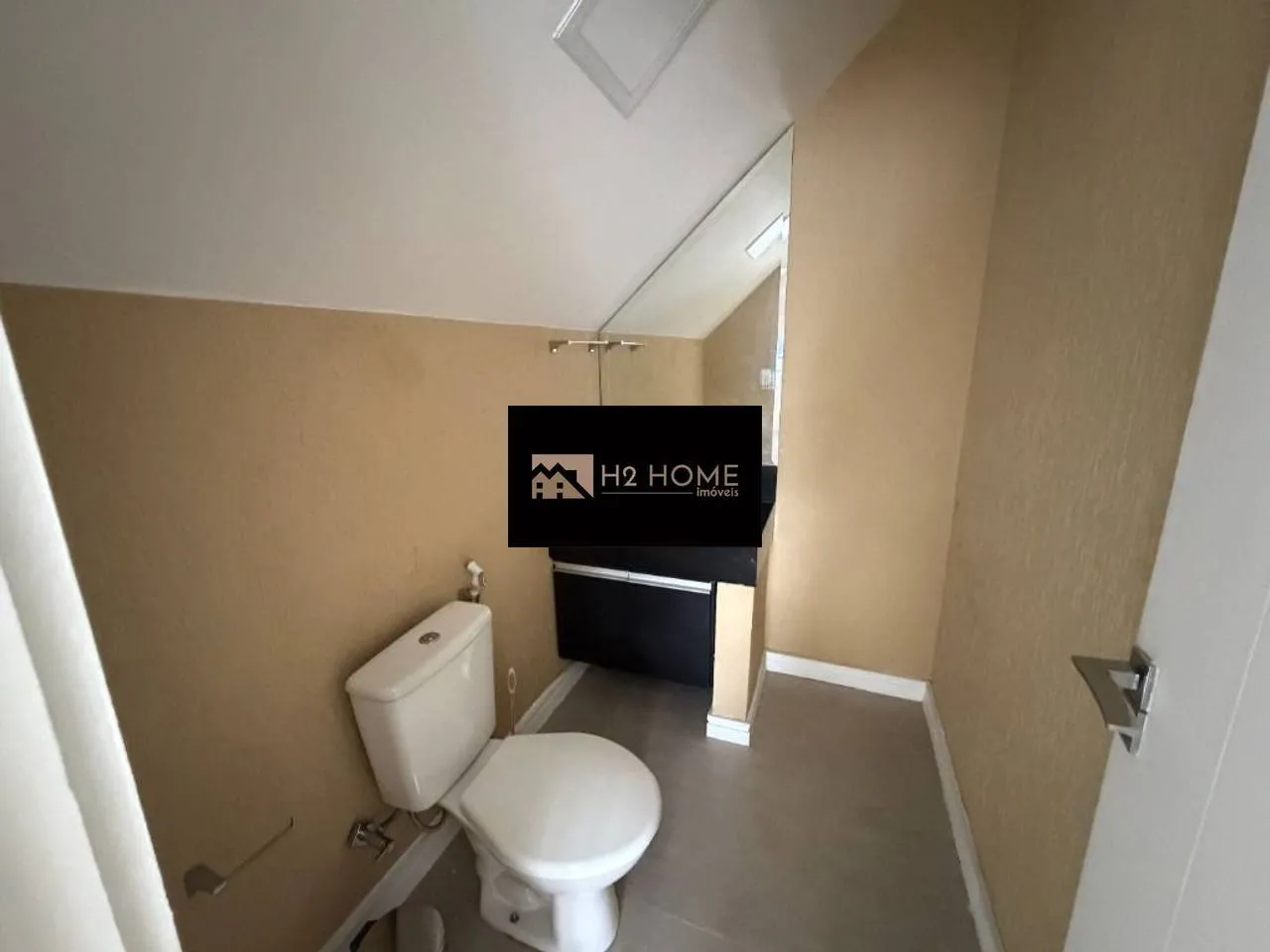 290 m² house with 4 bedrooms and 4 parking spots — photo 41