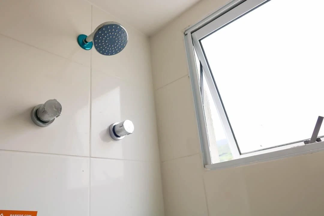 Mountain view in a 2-bedroom apartment, 43 m² — photo 41