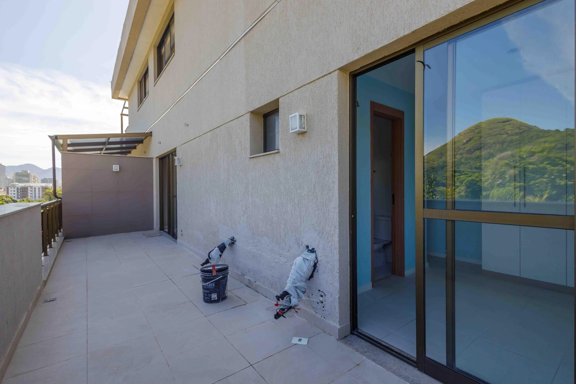 Apartment, 166 m², with a glass-enclosed balcony — photo 3