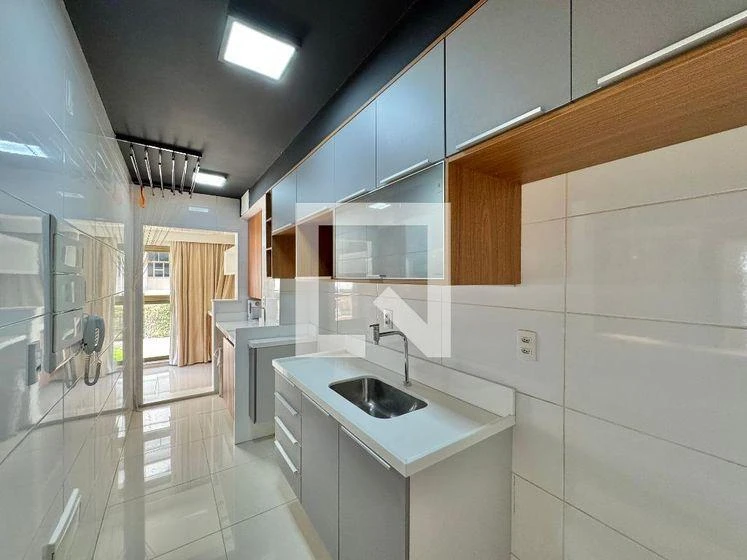 2-bedroom apartment with a walk-in closet in Rio de Janeiro — photo 16