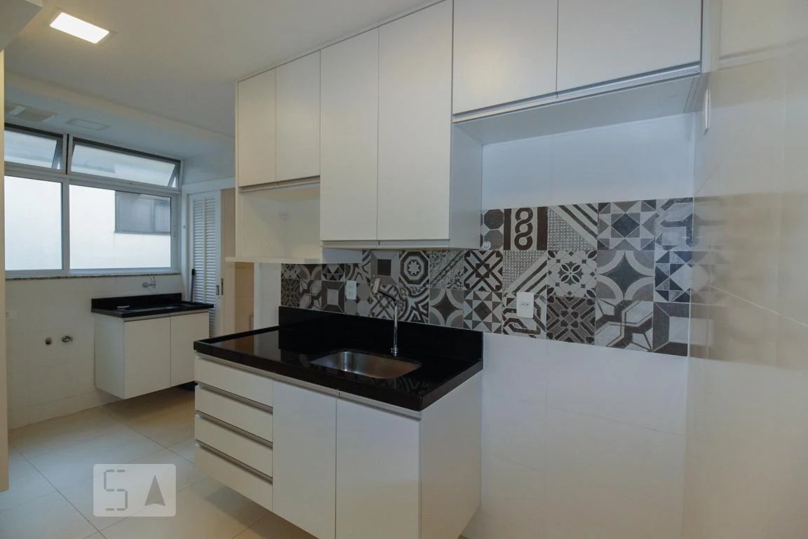 3-bedroom apartment, 1 with its own bathroom, 76 m² — photo 2