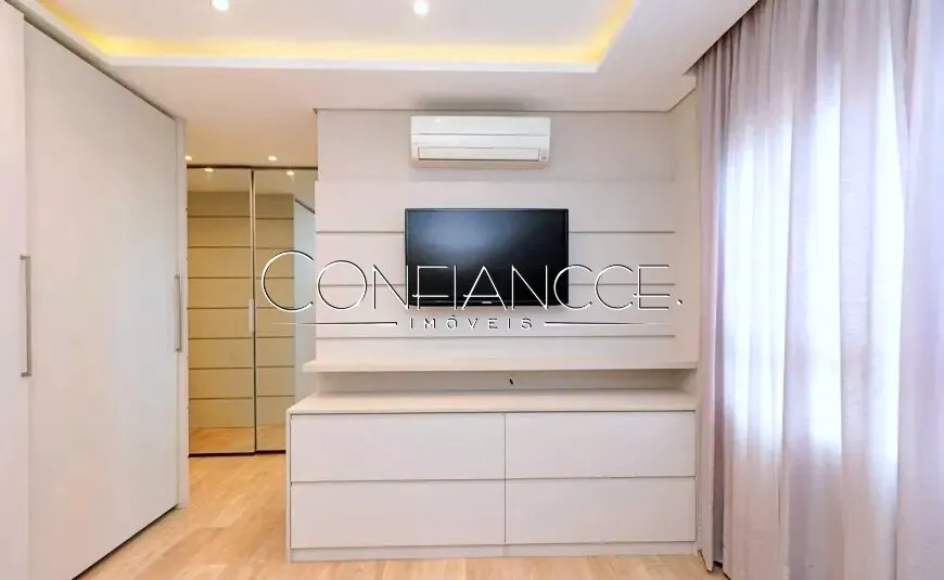 Apartment with 4 bedrooms and 2 en-suite suites — photo 35