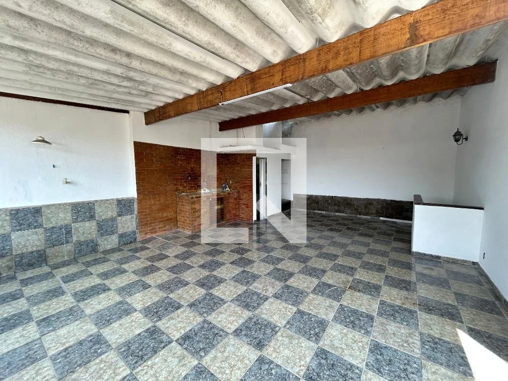 House, 150 m², with a grill on the balcony