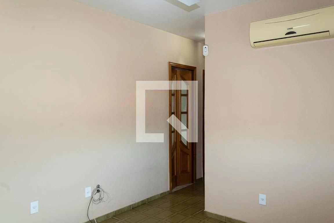 Casa com 5 quartos, jardim privativo e 4 vagas — photo 3