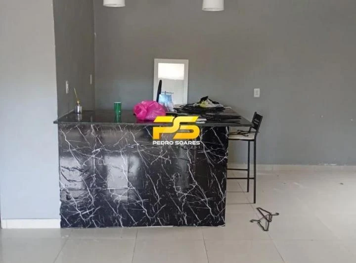 Casa com 4 quartos e 3 banheiros, 315 m² com varanda