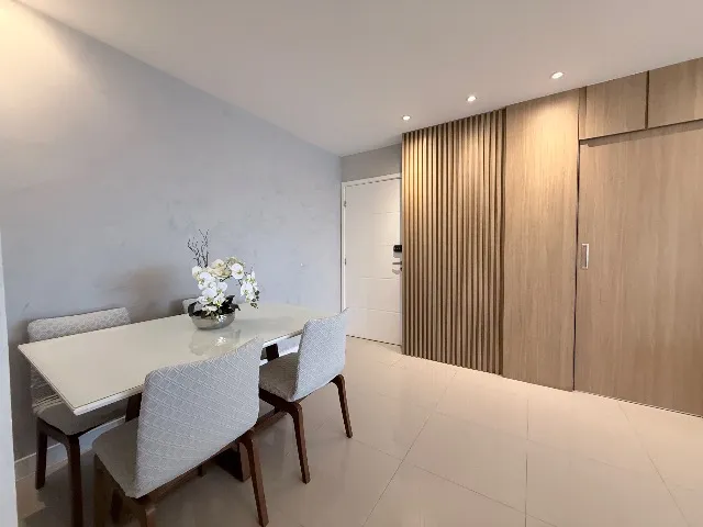 Furnished 2-bedroom apartment with 2 bathrooms — photo 11
