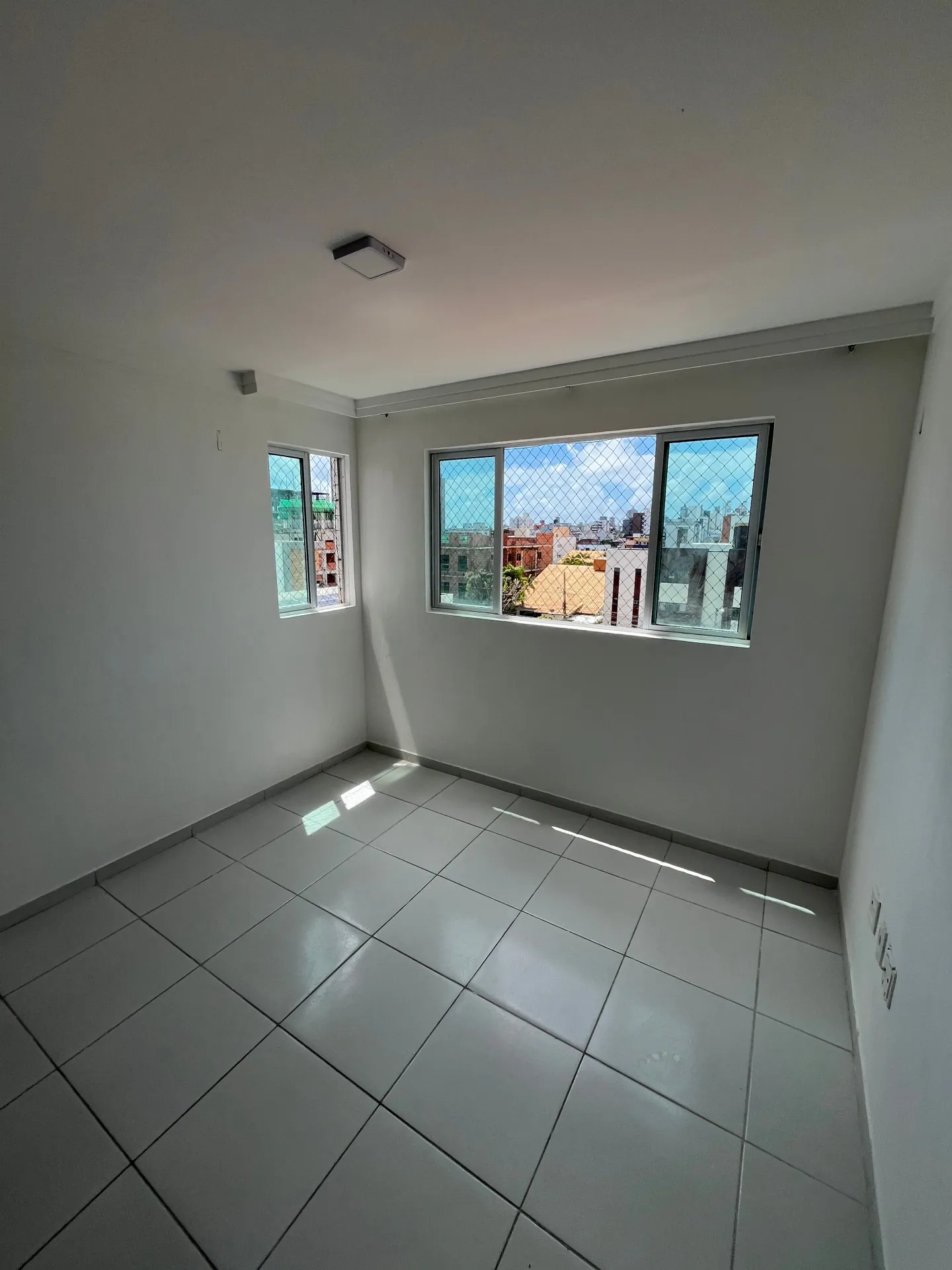 75 m² apartment with 3 bedrooms and 1 en-suite — photo 13
