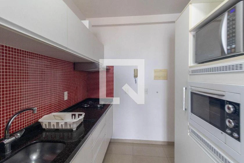 Furnished apartment, 67 m², with a home office — photo 32