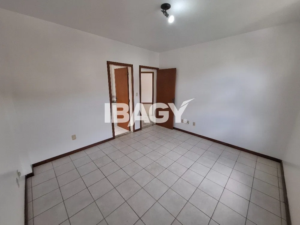 Mountain view in a 2-bedroom apartment, 112 m² — photo 8