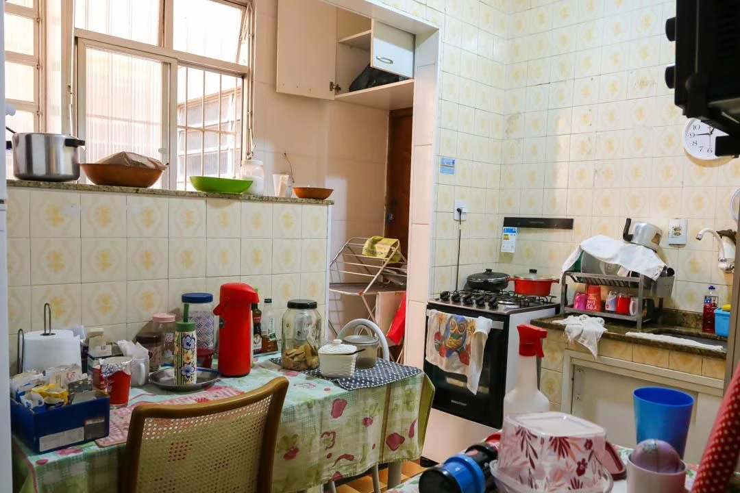 Furnished 2-bedroom apartment with 1 bathroom — photo 11
