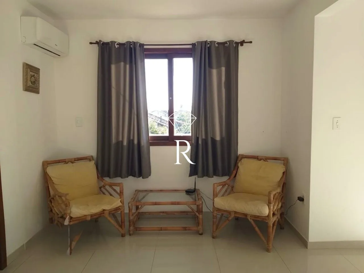 Casa de 6 dormitorios con balcón y parrilla — photo 31
