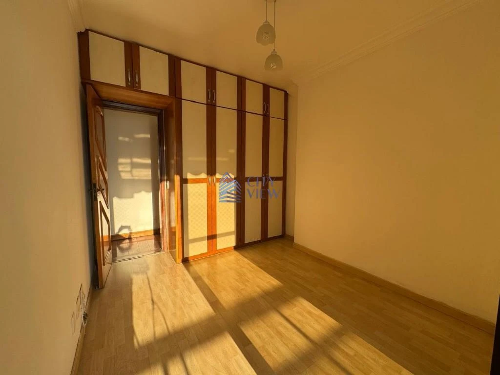 Washing machine in a 3-bedroom apartment, 130 m² — photo 20