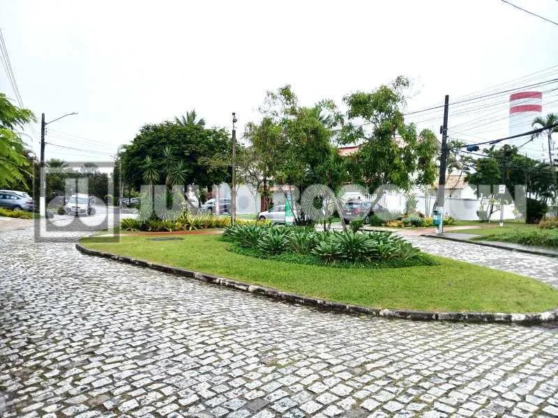 Casa com 5 quartos e área da piscina aberta — photo 32
