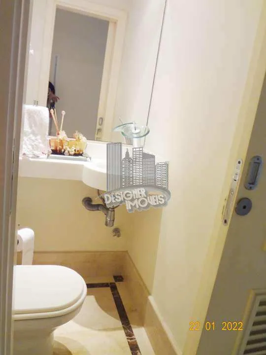 4-bedroom apartment with a washing machine in Rio de Janeiro — photo 27