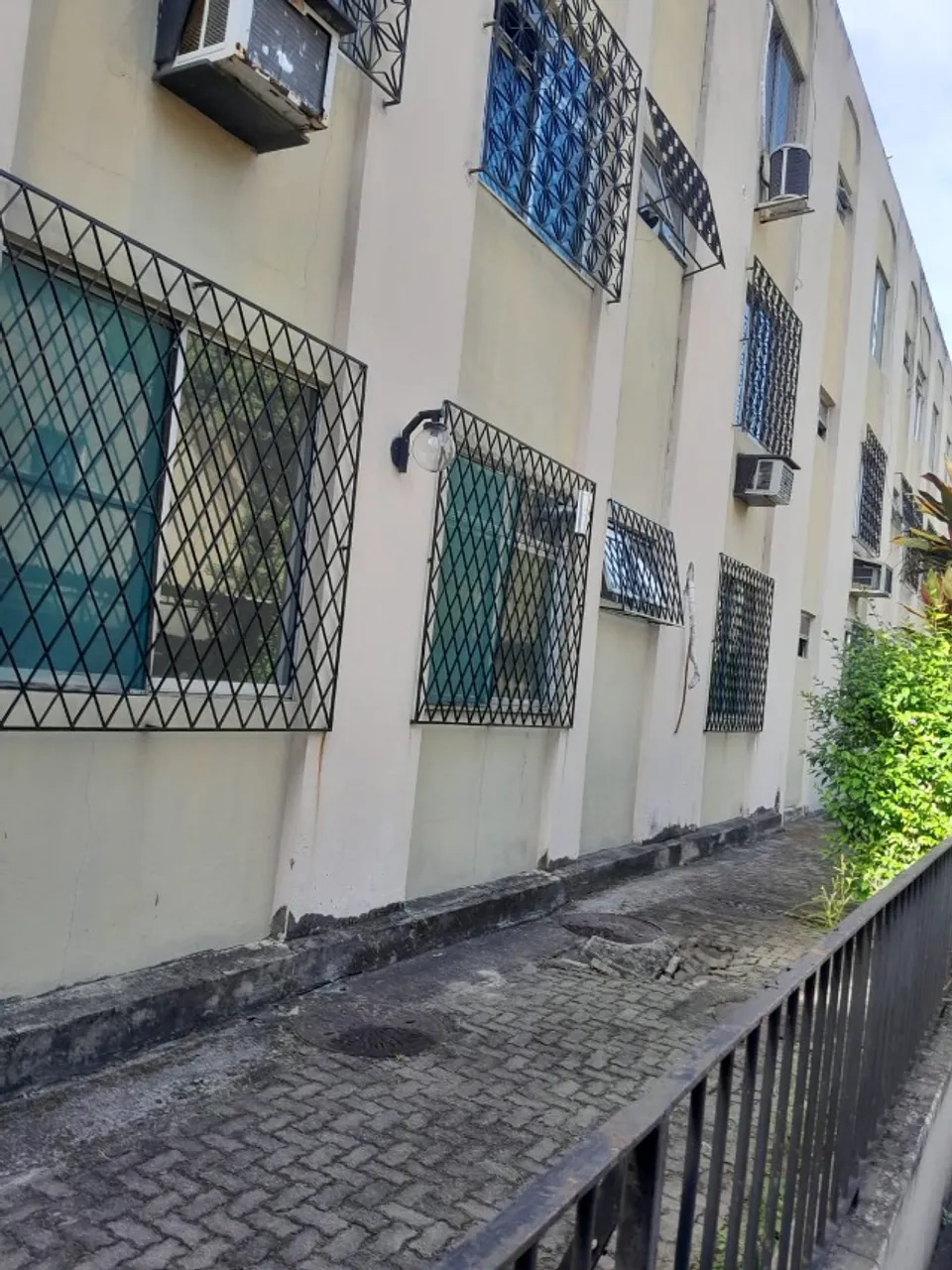 Квартира на першому поверсі з 2 спальнями і паркомісцем — photo 19