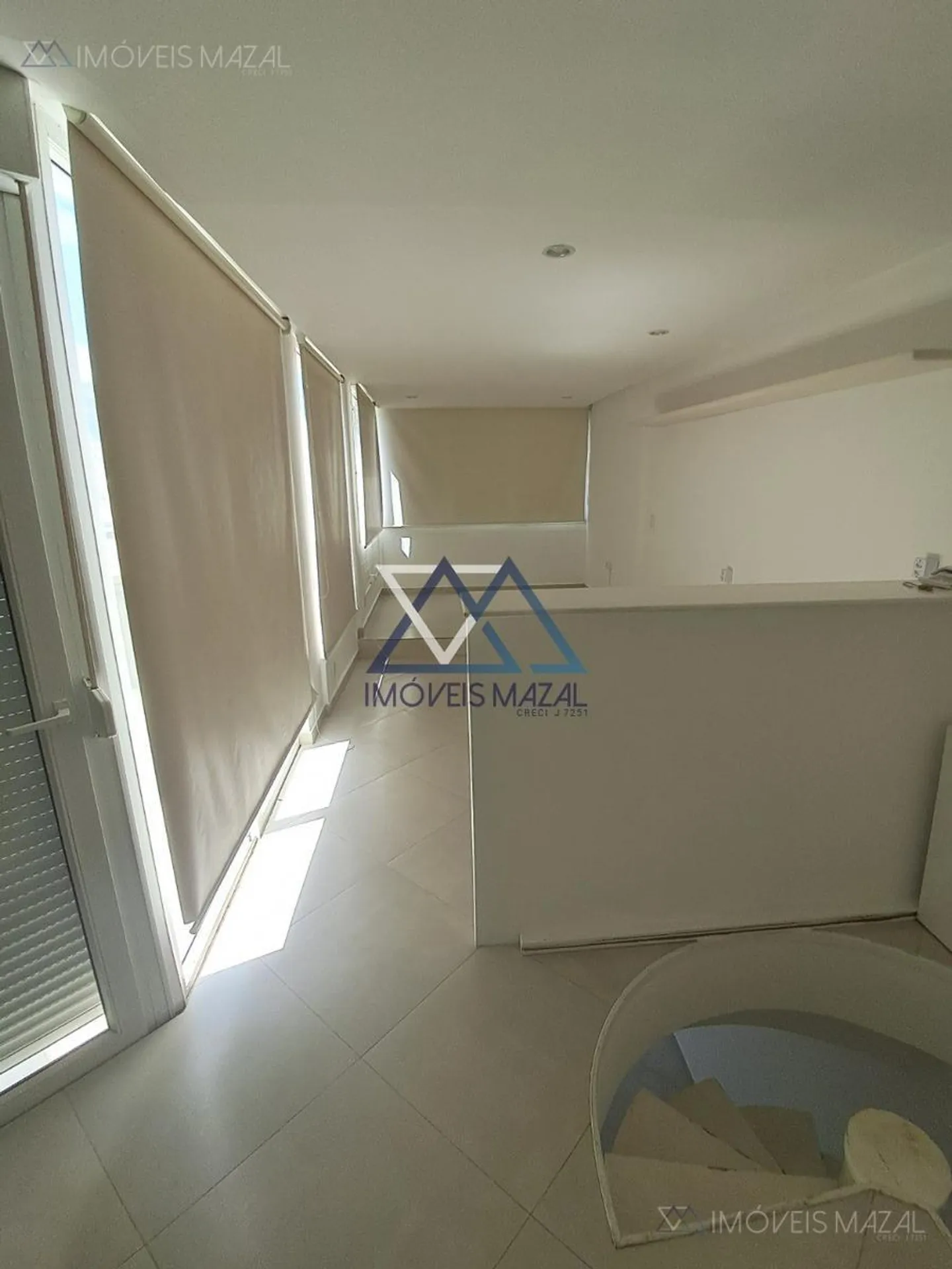 Rental apartment with 3 bedrooms and 4 bathrooms — photo 10
