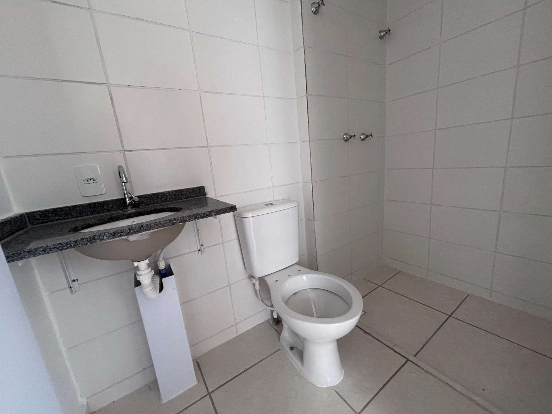 Квартира з 2 кімнатами, власною ванною і балконом — photo 21