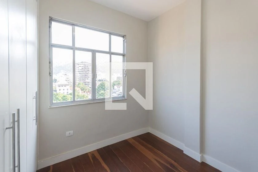 Mountain view in a 3-bedroom apartment, 64 m² — photo 13