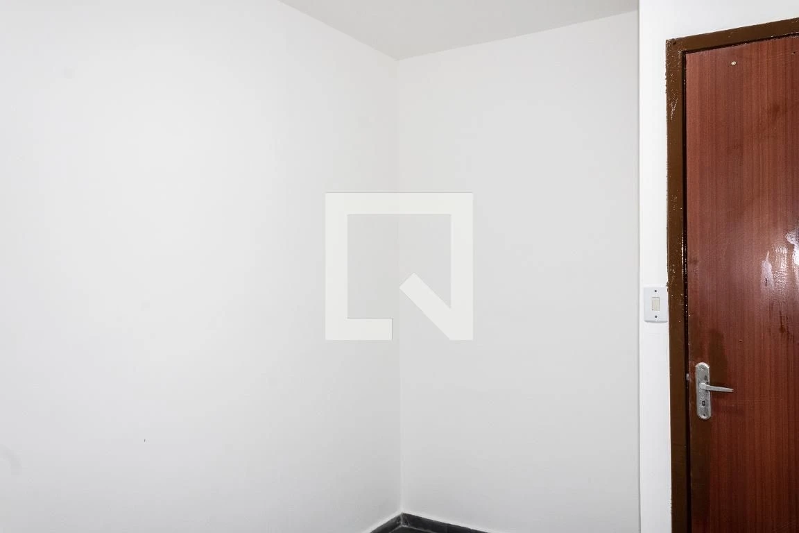 Unfurnished apartment with 2 bedrooms and closed kitchen — photo 40