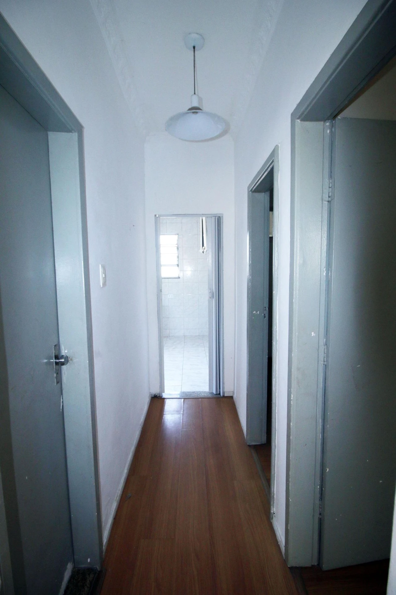 Apartment, 30 m², with wood or laminate floors — photo 23