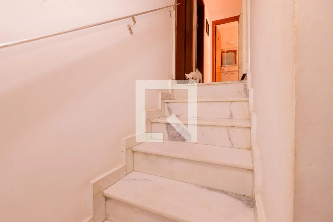 Furnished house with 3 bedrooms and a balcony — photo 37