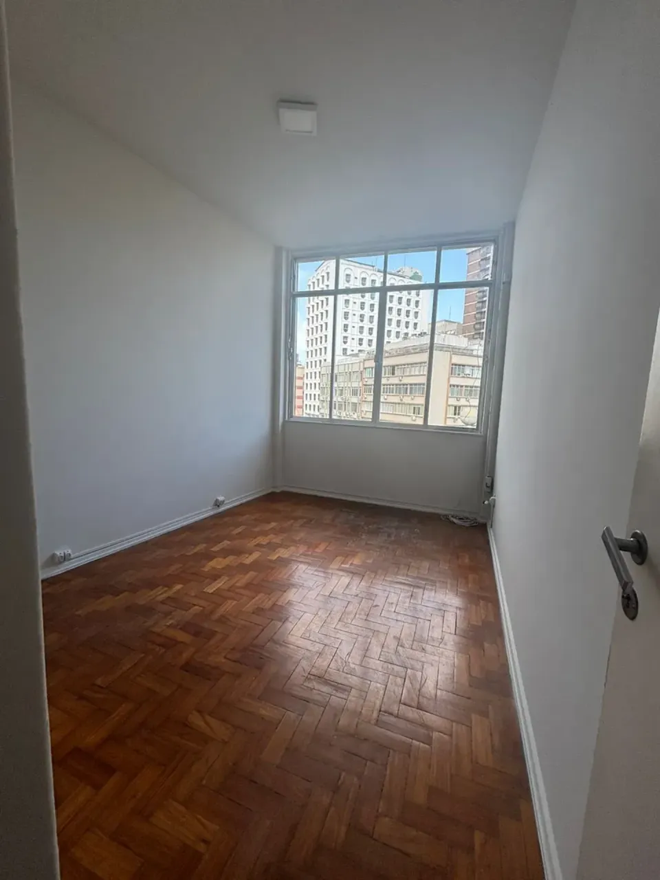 66 m² apartment with 2 bedrooms and 2 bathrooms — photo 8