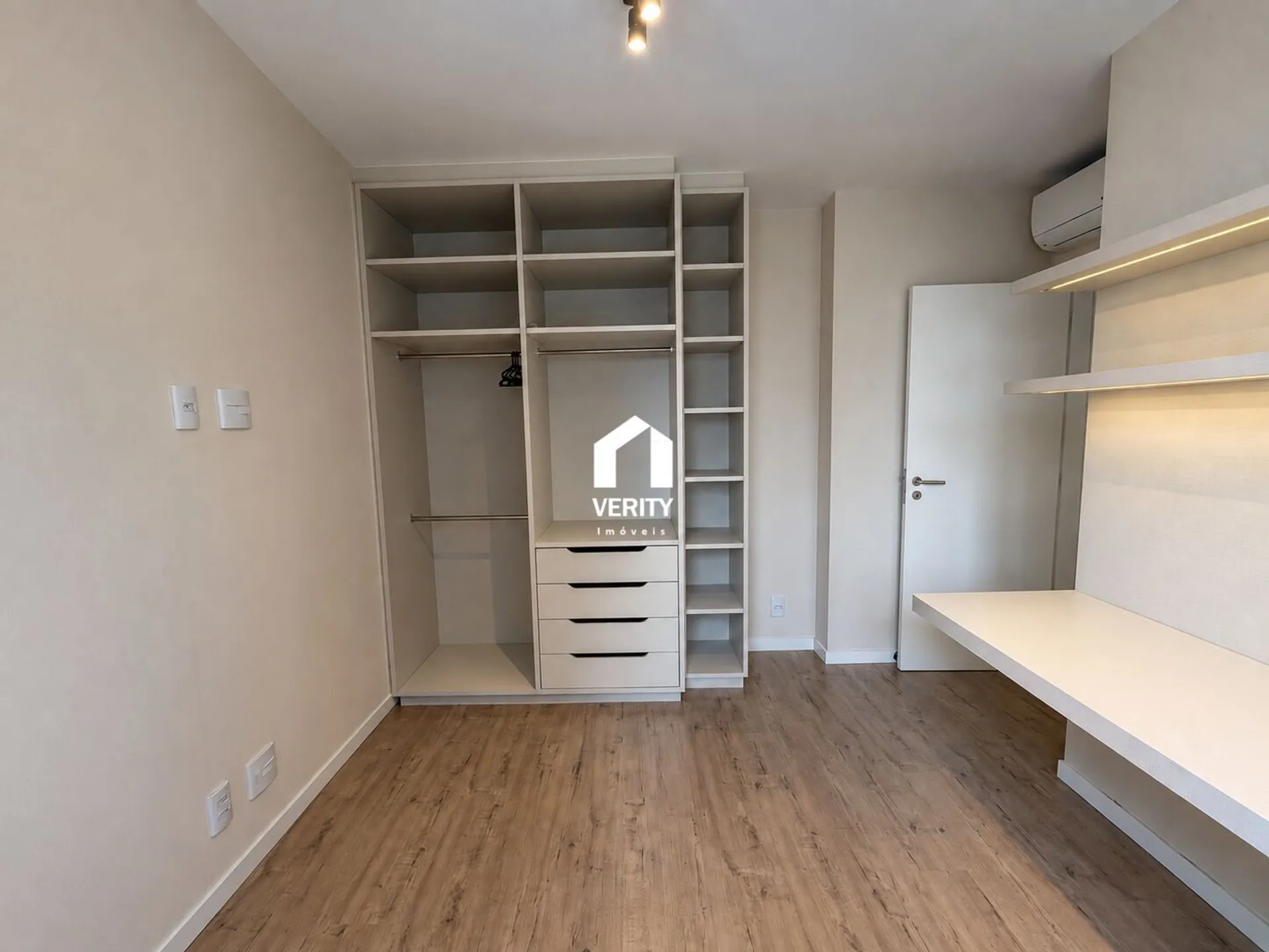 Apartment, 101 m², with a water view — photo 15