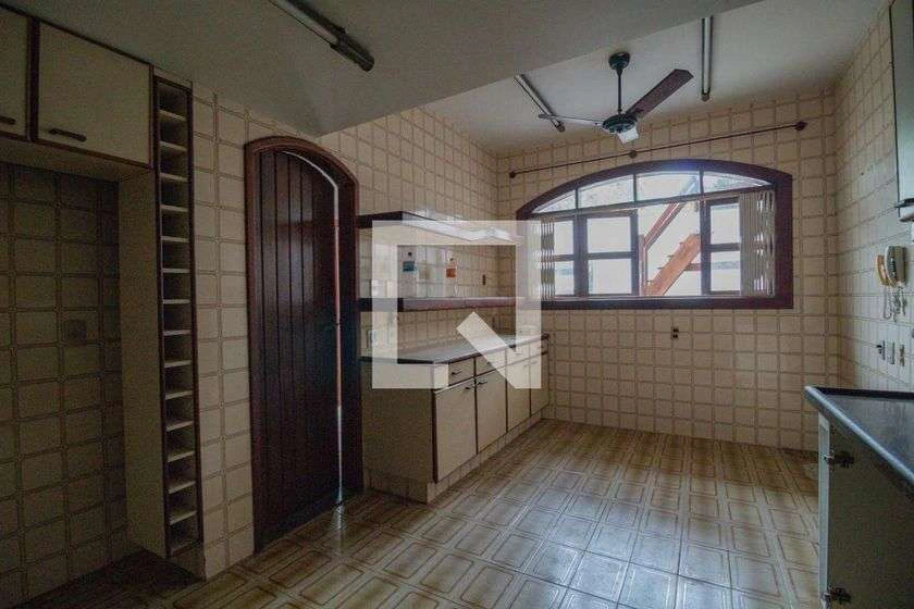 Casa de 4 dormitorios con jardín privado — photo 14