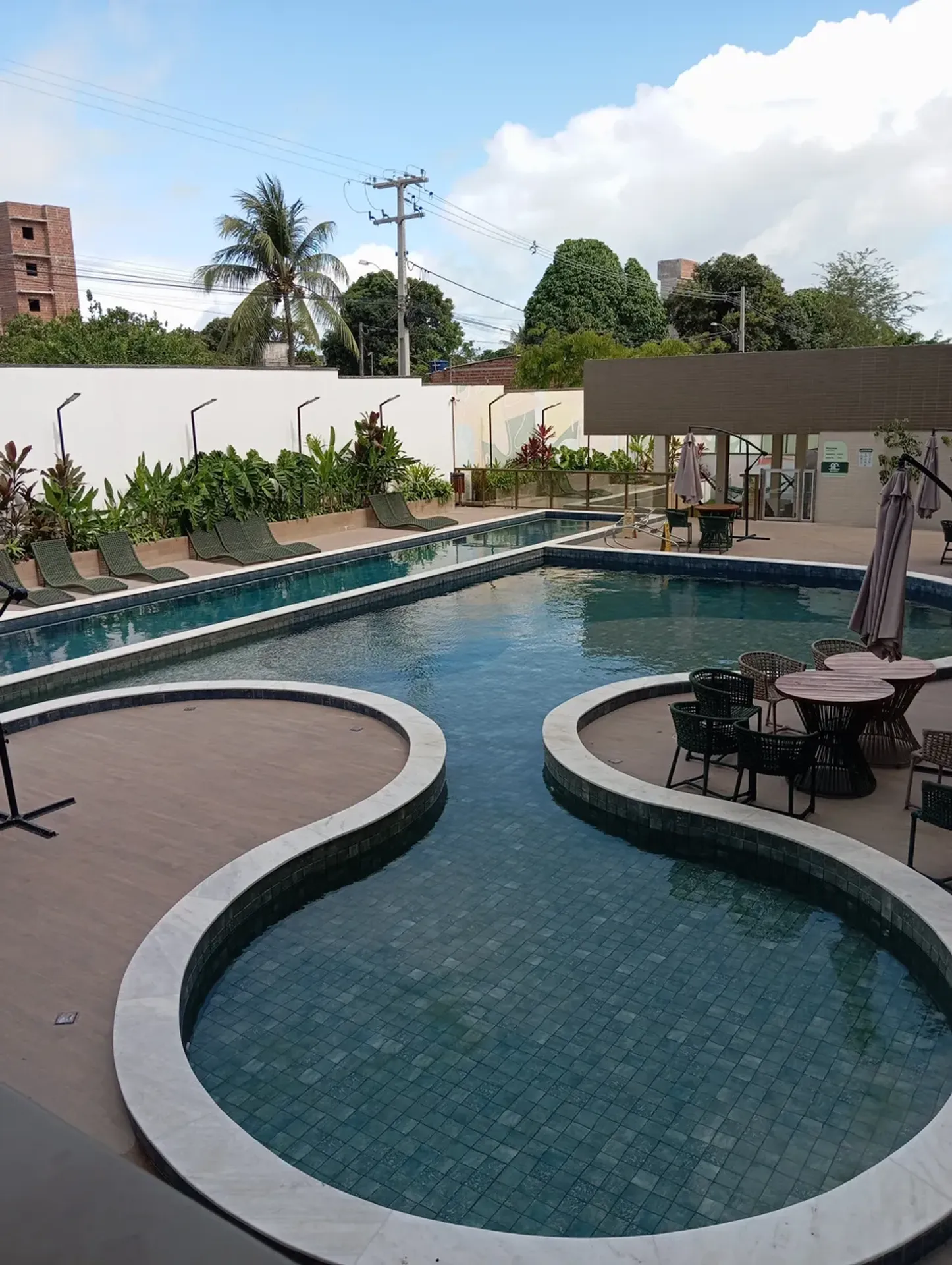 2-bedroom apartment with a suite and a balcony on the 1st floor — photo 7