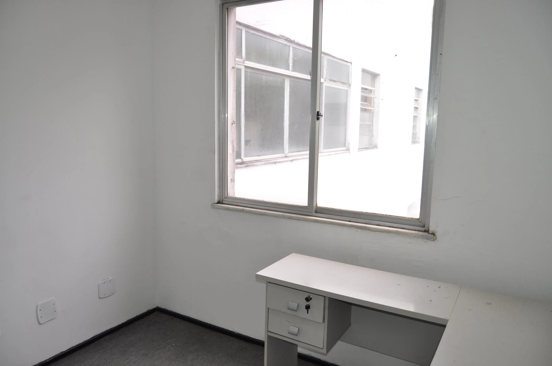 Квартира з 3 спальнями та балконом — photo 26