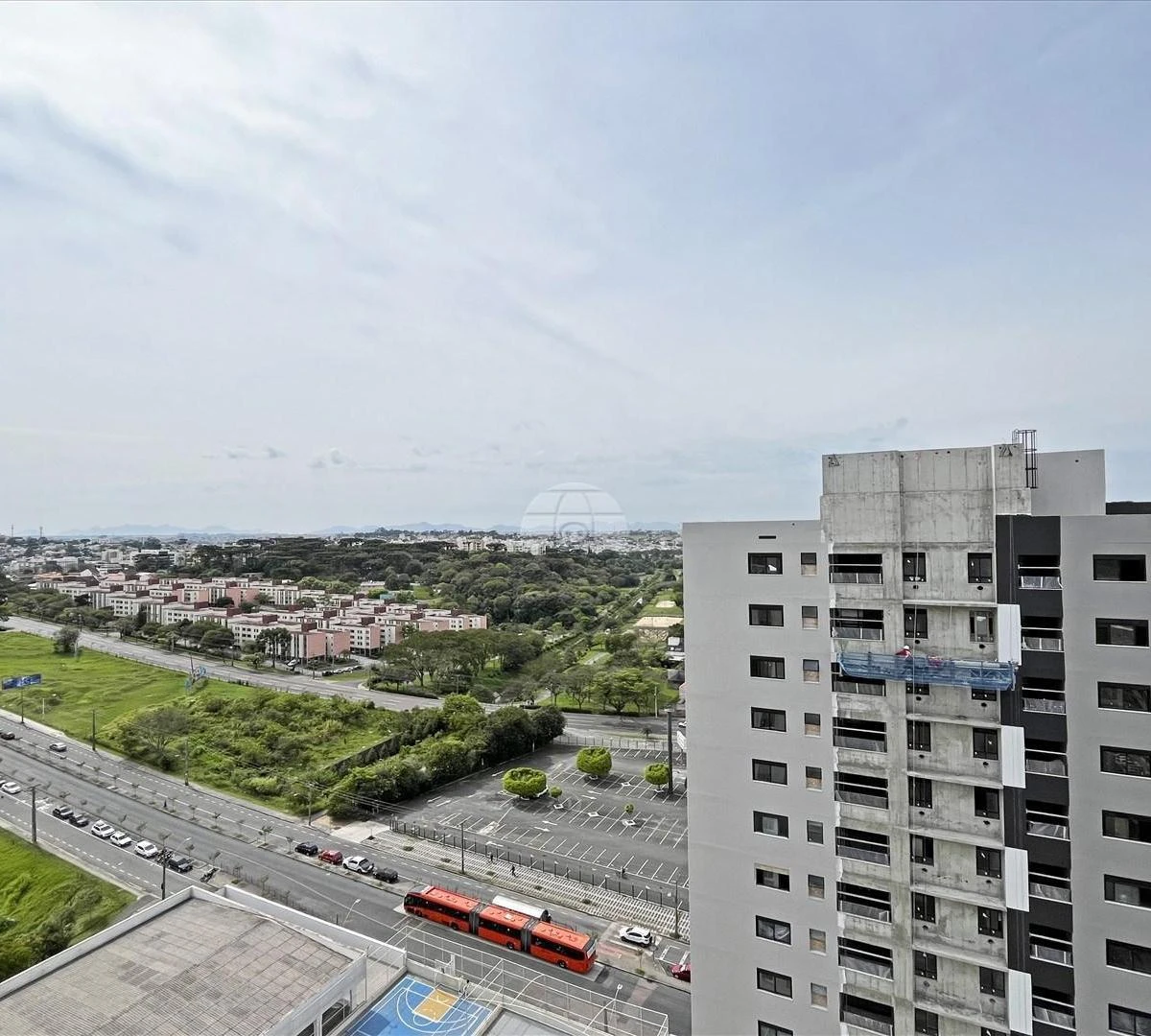 Furnished apartment, 70 m², with a grill on the balcony — photo 28