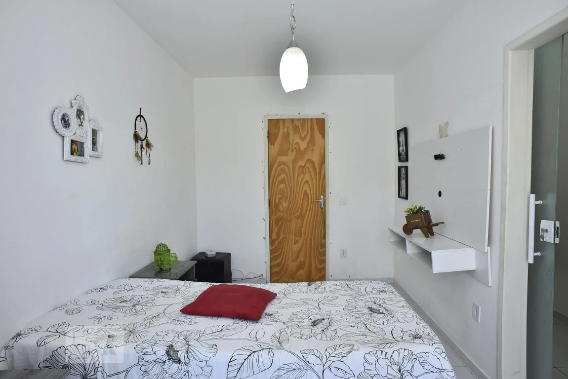 Furnished house with 2 en-suite bedrooms and laundry area — photo 34