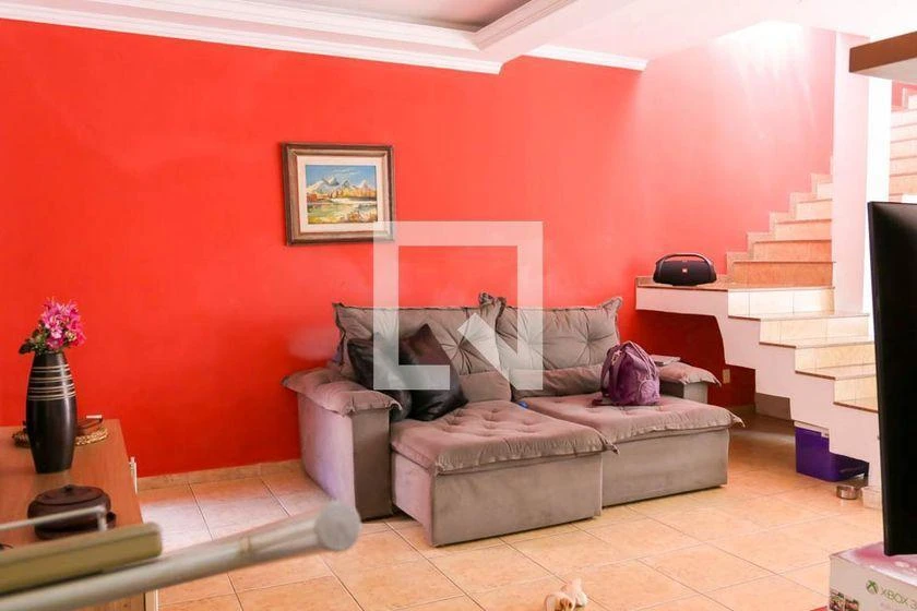 Casa en alquiler con 5 dormitorios y cocina a gas separada