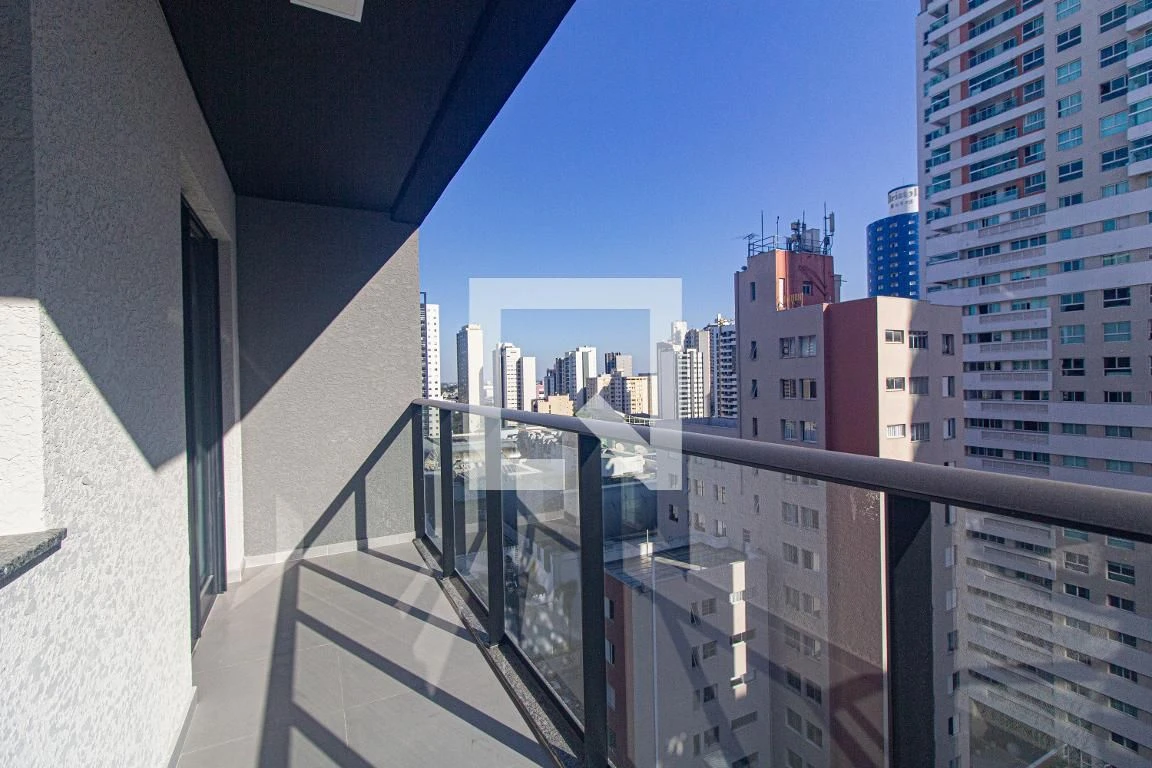 Furnished studio in a building with an indoor pool — photo 2