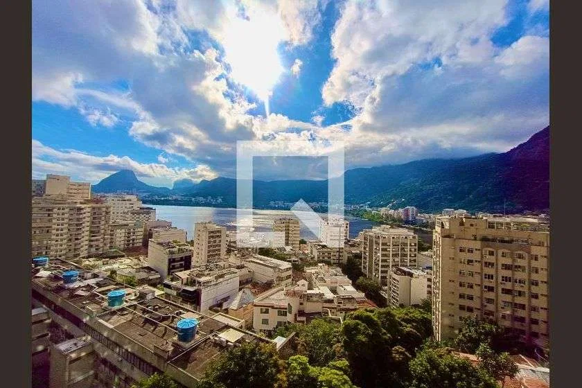 Apartamento de 4 quartos com cozinha integrada e 280 m² — photo 17