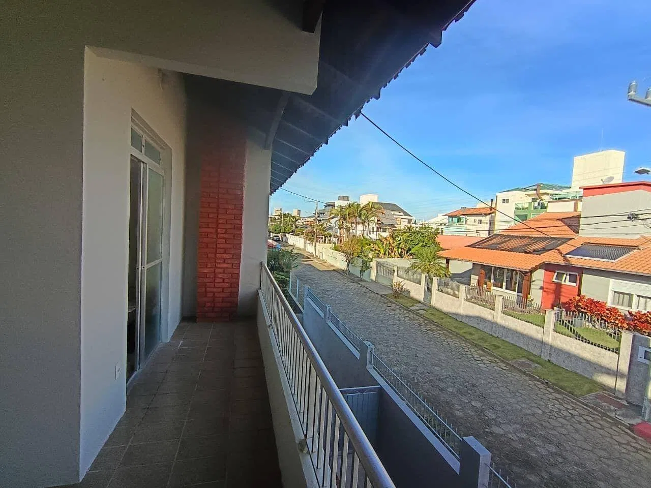 2-bedroom apartment with balcony and private BBQ