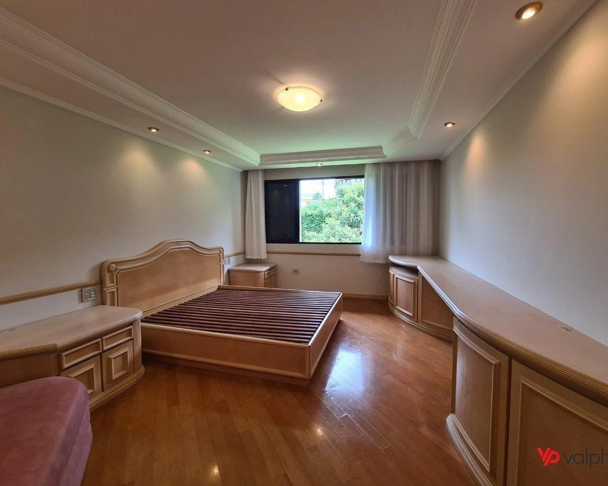 Condo house with 3 bedrooms and 5 bathrooms — photo 30