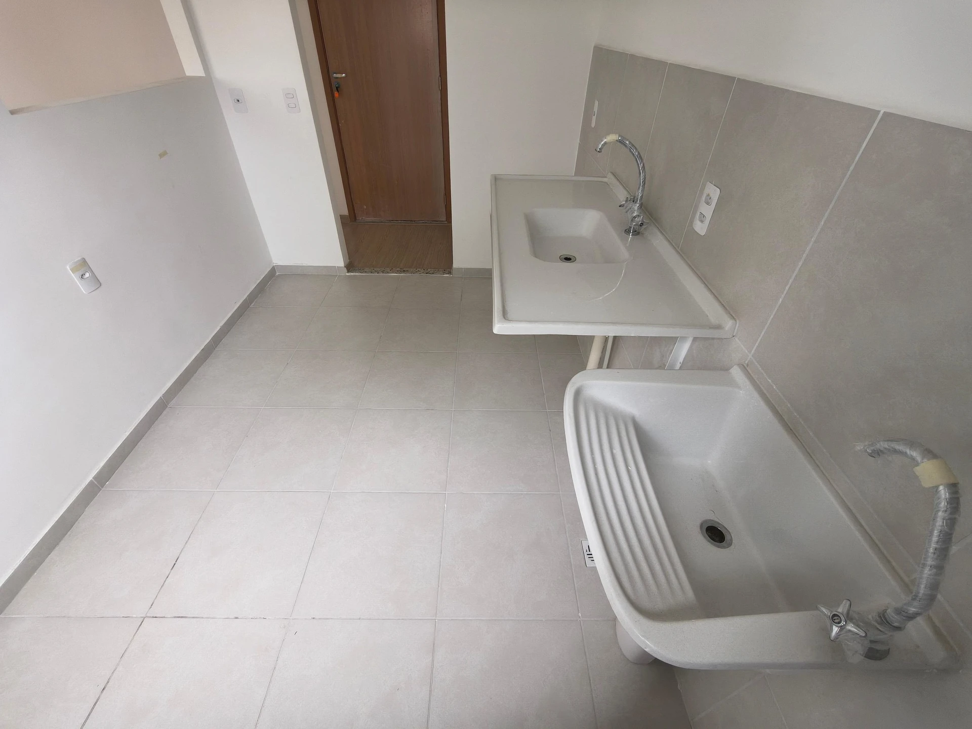 Apartamento de 2 habitaciones con balcón y mascotas — photo 13