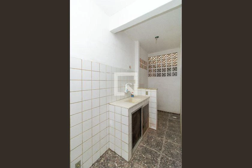 Casa en alquiler con 1 dormitorio y ducha con vidrio — photo 14