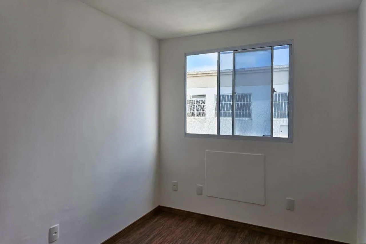 2-bedroom apartment in a building with a gym — photo 31