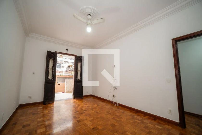 3-bedroom house, 200 m²