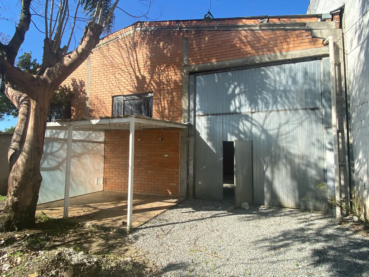 House with 3 bedrooms and a separate kitchen — photo 5