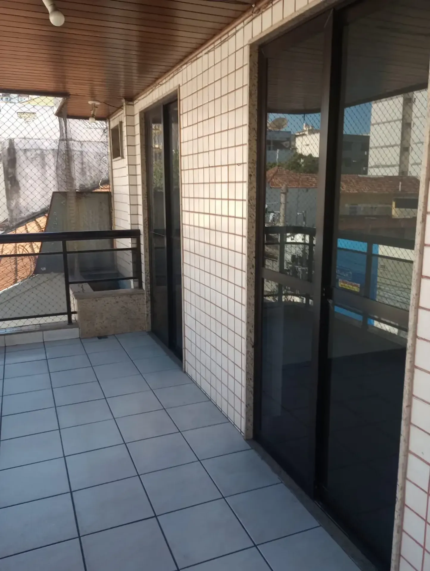 3-bedroom apartment with 2 bathrooms — photo 23