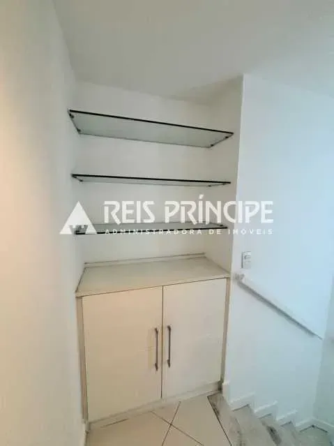 Unfurnished 2-bedroom apartment with 3 bathrooms — photo 15